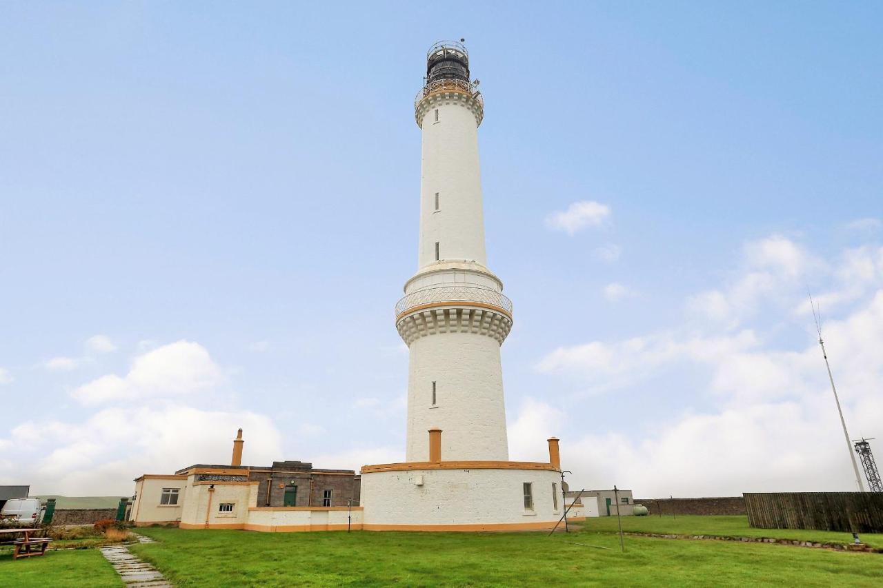 Aberdeen Lighthouse Cottages - Coastal, Dolphins מראה חיצוני תמונה